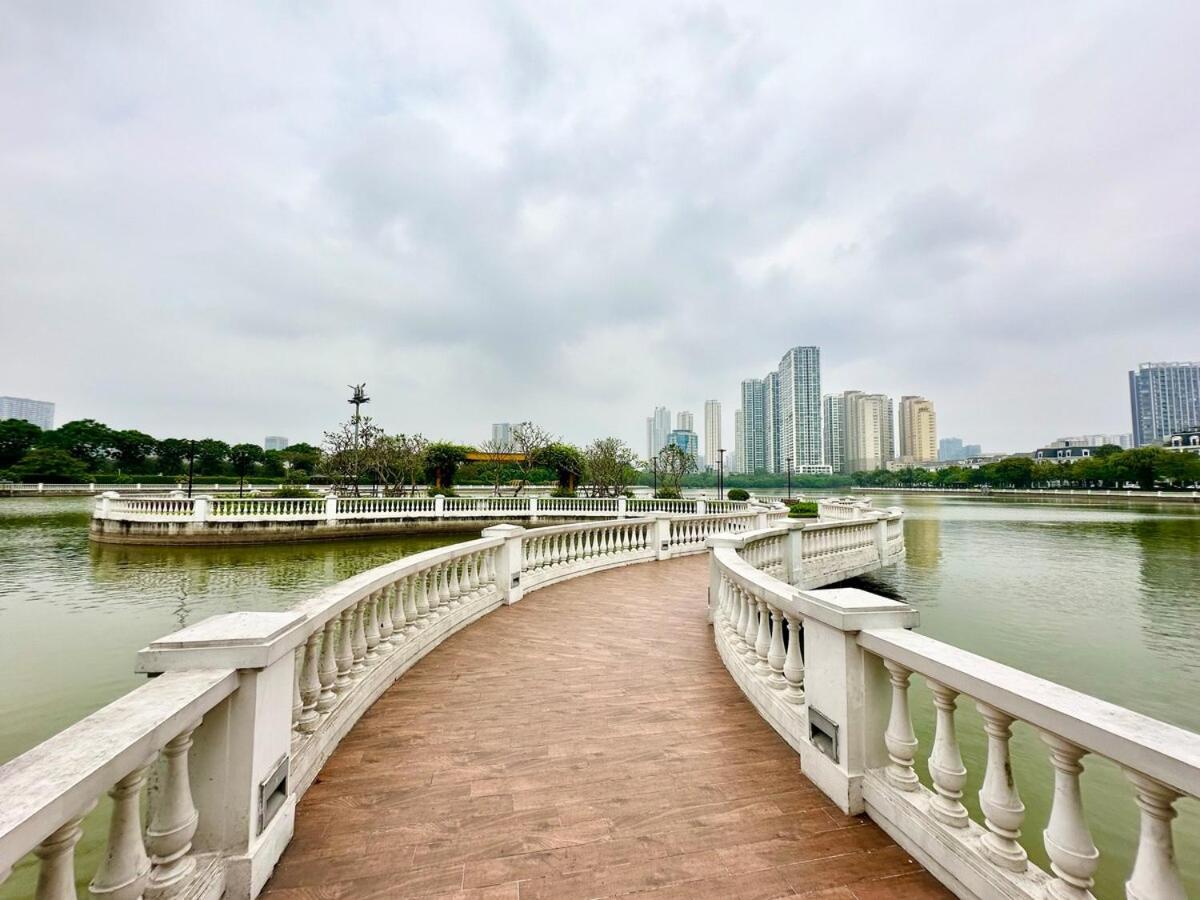 Cool In Center Near Keangnam And Marriott *